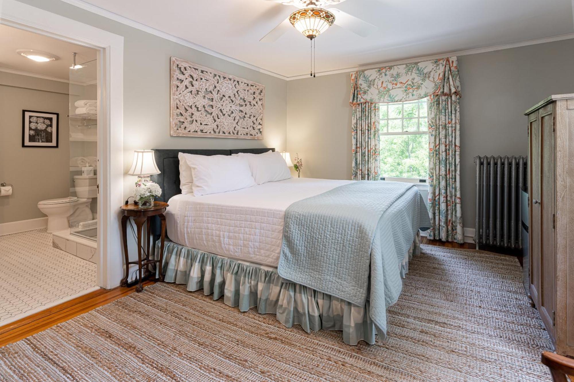 Pinecrest Bed & Breakfast Эшвилл Экстерьер фото
